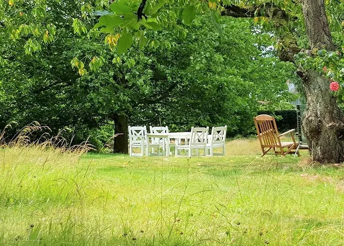 別荘 Thatched In The Meadow